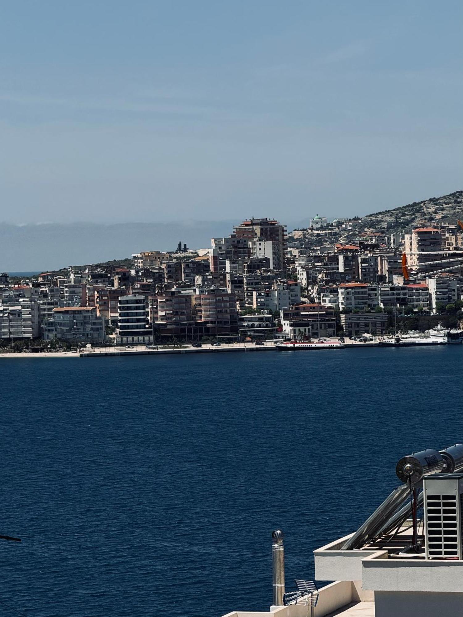 Family Apartments Sarandë Exterior foto